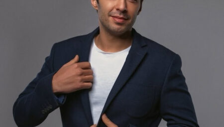 Mert Fırat, Ay Yapım ve Netflix İş Birliğinde Çekilecek “Sonra Gözler Görür” Dizisinin Başrolünde