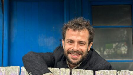 Sahneyle Büyüyen Bir Oyuncu: Erkut Emre Sungur’un Yolculuğu