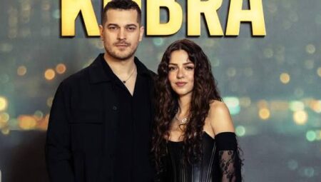 Çağatay Ulusoy Aslıhan Malbora Tatilinde 5 Dikkat Çeken Detay