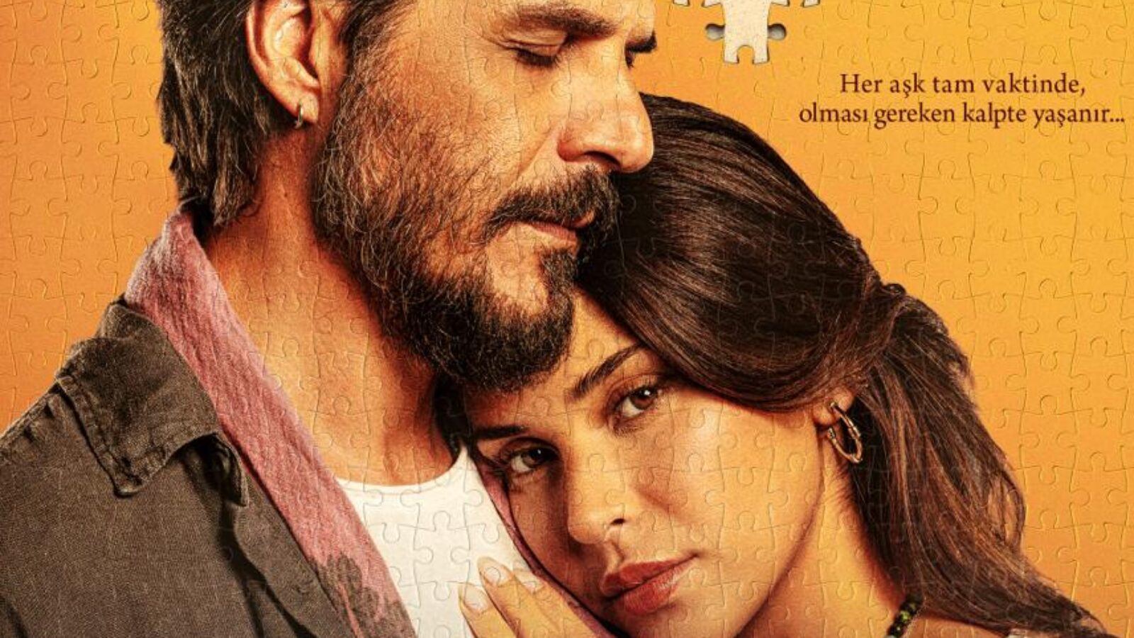 ‘Aşk Tesadüfleri Sever’ filminin afişi yayınlandı