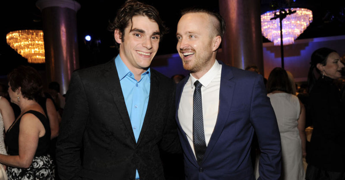 'Breaking Bad'in serebral palsili oyuncusu RJ Mitte'nin 34 yaşında hayatını kaybetmesi rol arkadaşlarını yasa boğdu