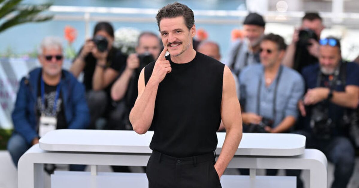 Pedro Pascal: Çello öğrenmek 'Game of Thrones'taki savaş sahnelerinden daha zor